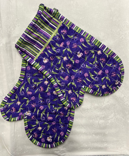 Tulip Garden Apron and Oven Mitts Kit - The Quilting Gnome