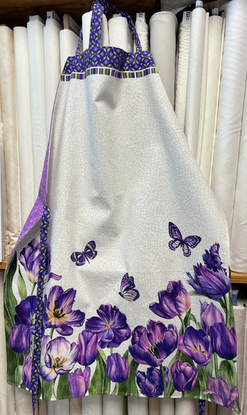 Tulip Garden Apron and Oven Mitts Kit - The Quilting Gnome