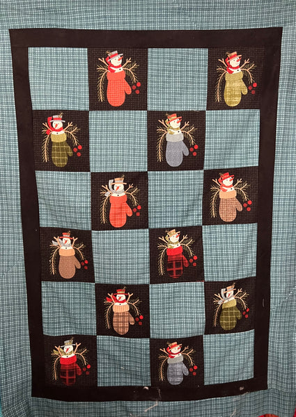 Maywood Snow Mitten Flannel Lap Quilt Kit